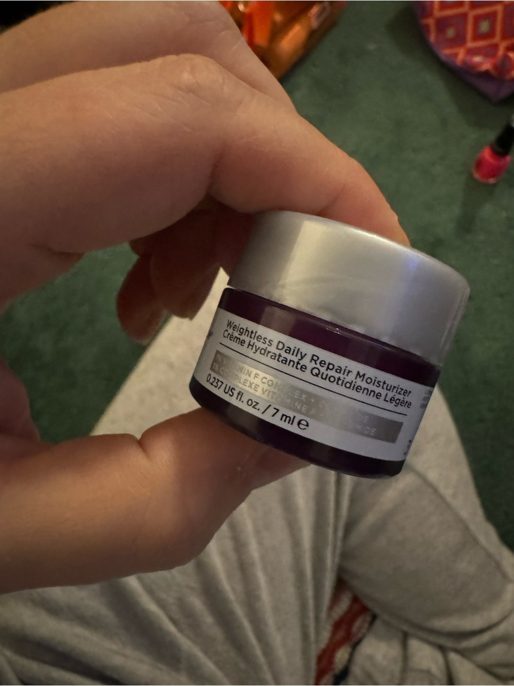it cosmetics Purple and Silver Cream Jar - Travel Size - Picture 2 of 3